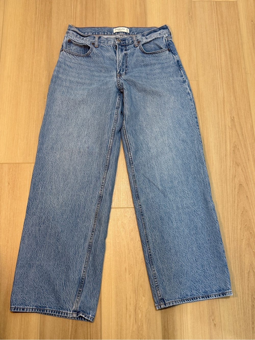 Abercrombie & Fitch the Low Rise Ultra Loose Jean—Size 26